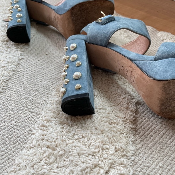 Stuart Weitzman - Pearly Blue Heel - Picture 5 of 6